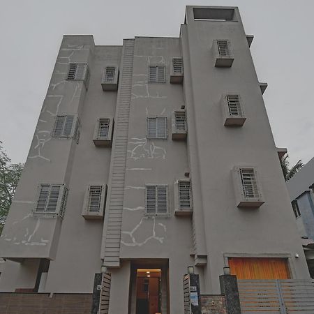 Super Townhouse Hotel All In One Near City Centre Salt Lake Salt Lake City Eksteriør billede