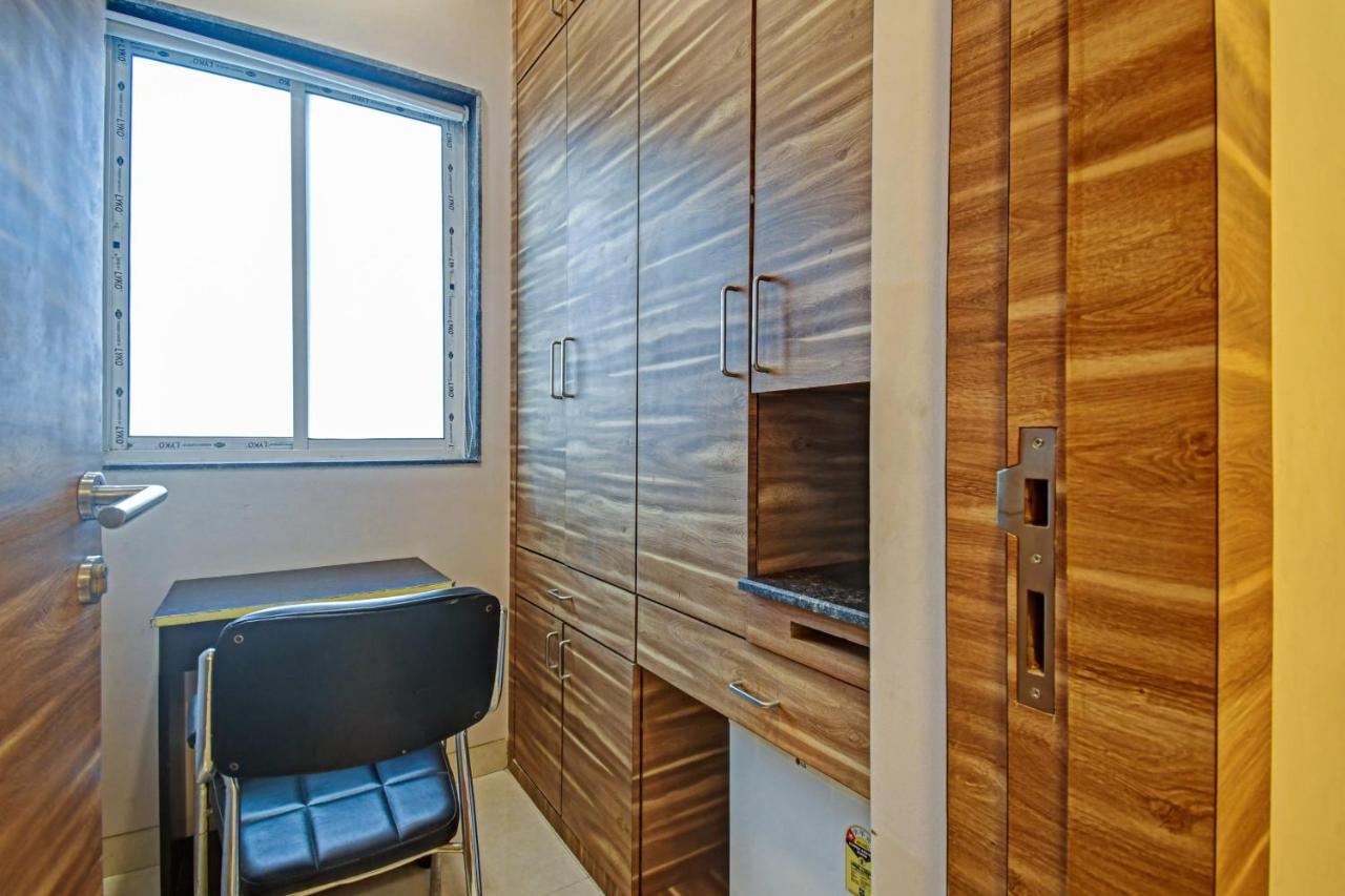Super Townhouse Hotel All In One Near City Centre Salt Lake Salt Lake City Eksteriør billede