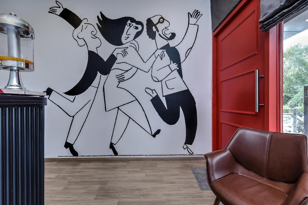 Super Townhouse Hotel All In One Near City Centre Salt Lake Salt Lake City Eksteriør billede