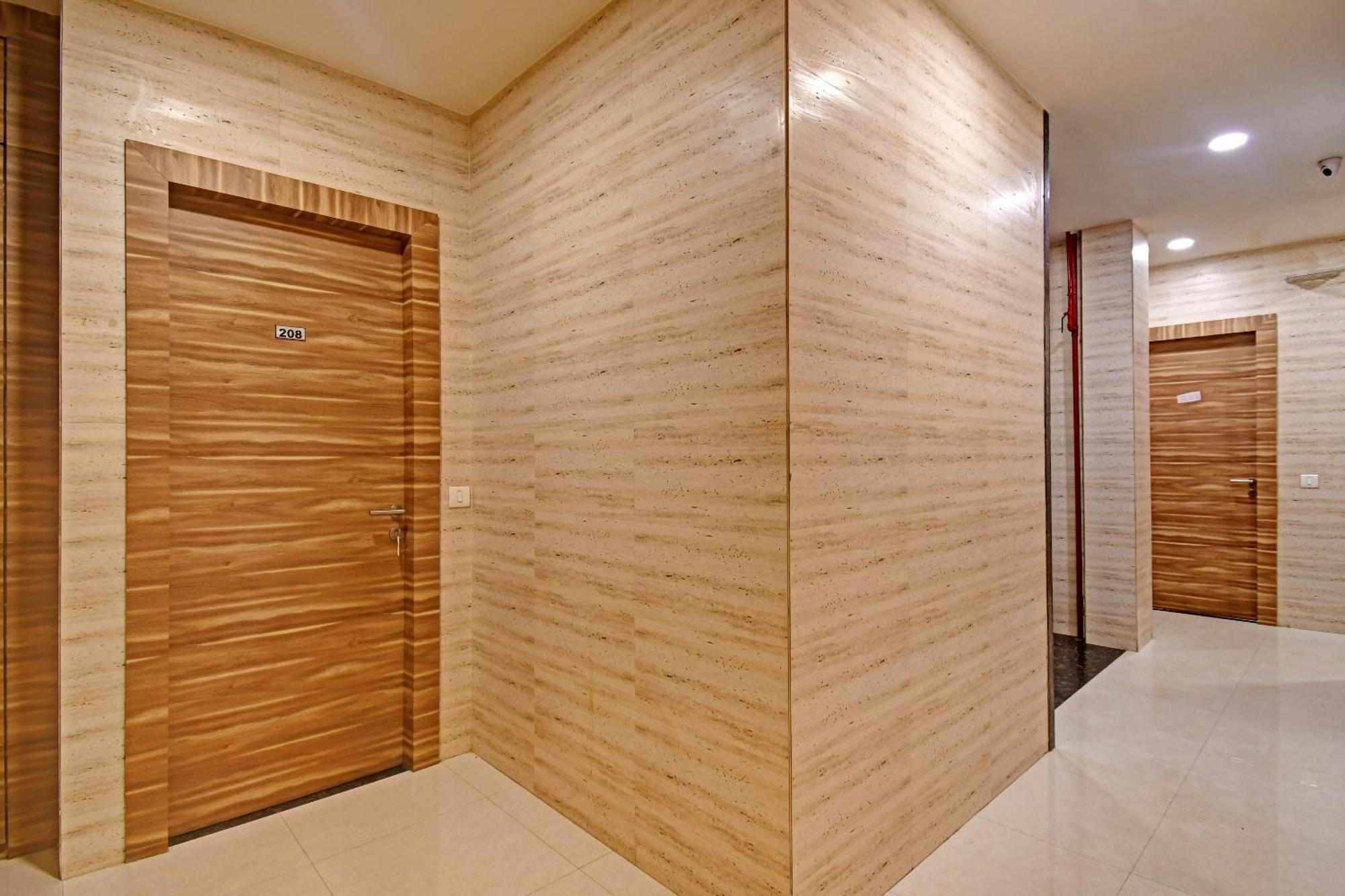 Super Townhouse Hotel All In One Near City Centre Salt Lake Salt Lake City Eksteriør billede