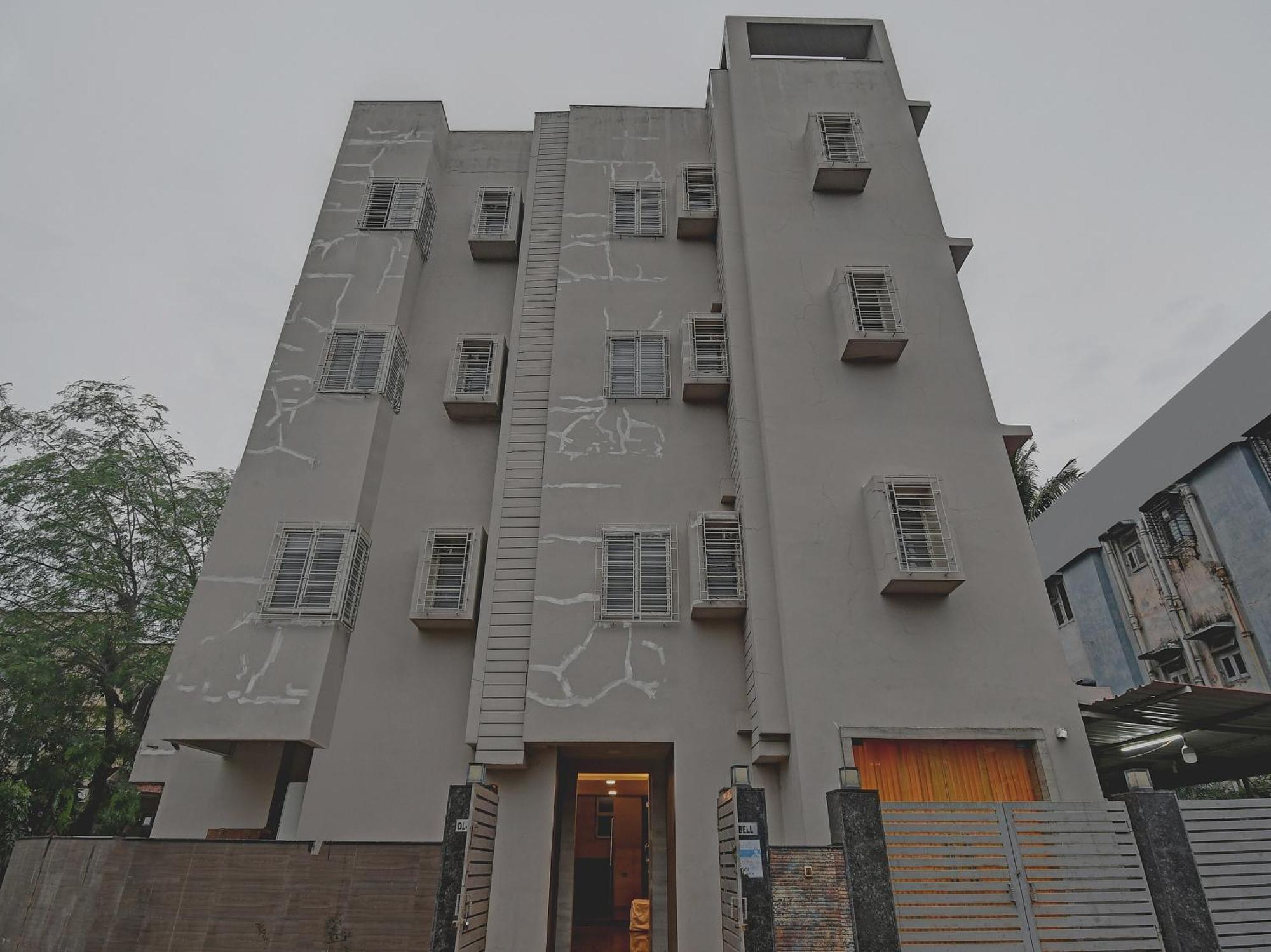 Super Townhouse Hotel All In One Near City Centre Salt Lake Salt Lake City Eksteriør billede